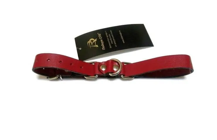 наручники декоративные ременные с полукольцом подиум 2 см, красные в СПб
