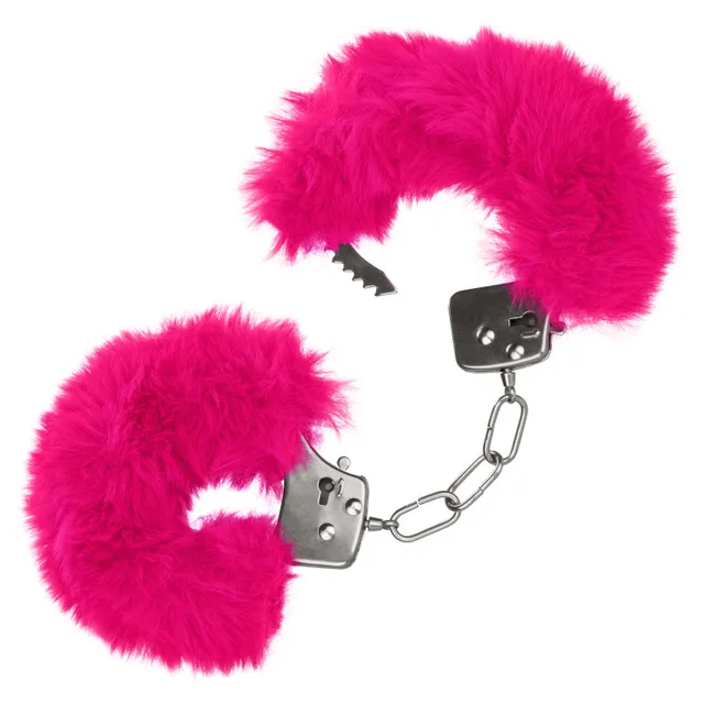 металлические наручники с искусственным мехом ultra fluffy furry cuffs-pink в СПб