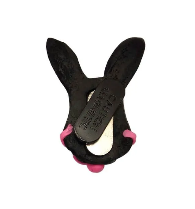 брошь pinkrabbit черный кролик с розовым кляпом, на магните в СПб