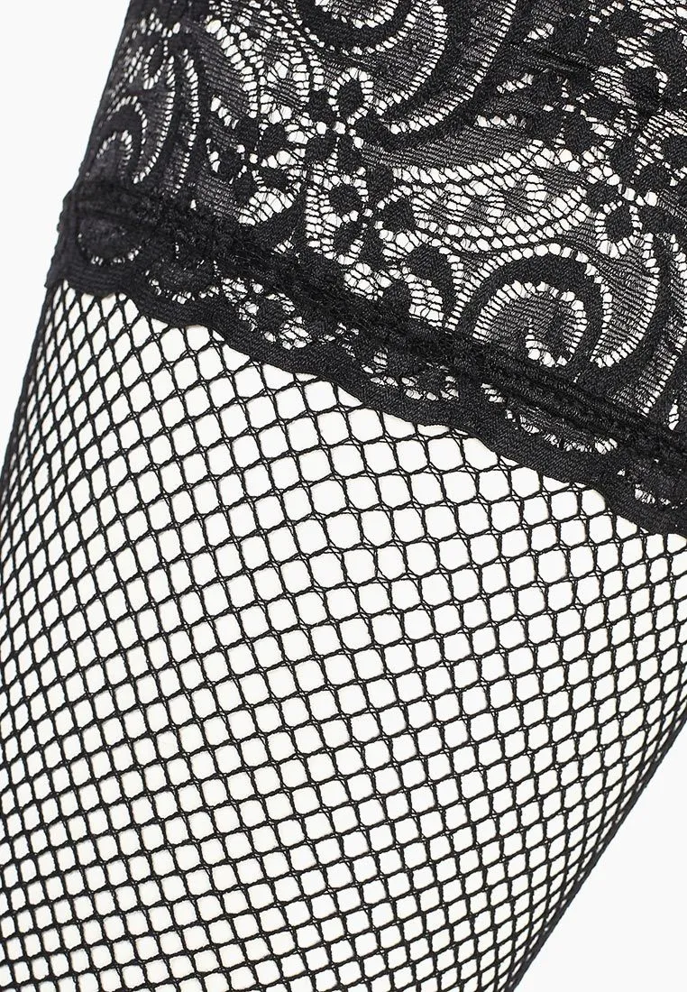 Эротическое чулки в мелкую сетку с черной кружевной резинкой на силиконе le frivole sense в СПб