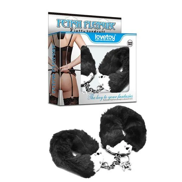наручники декоративные lovetoy fetish pleasure fluffy handcuffs, черные в СПб