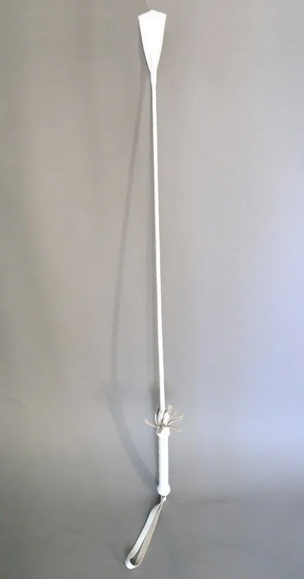 стек плетеный подиум с хлопушкой, белый в СПб