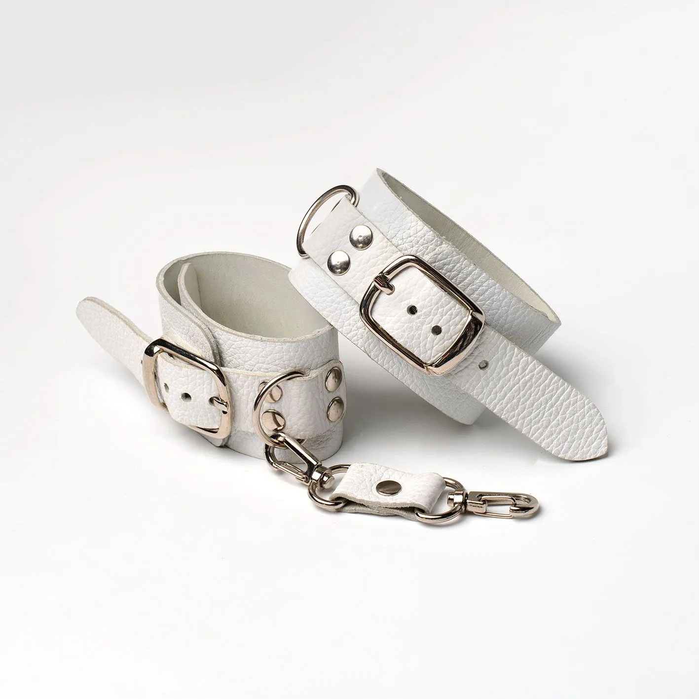 наручники декоративные белые в СПб