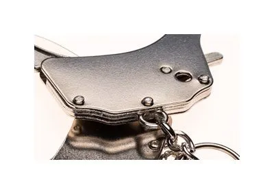 наручники декоративные adrien lastic metallic handcuffs, серебристые в СПб