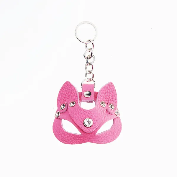 Брелок - маска кошки со стразами, розовая