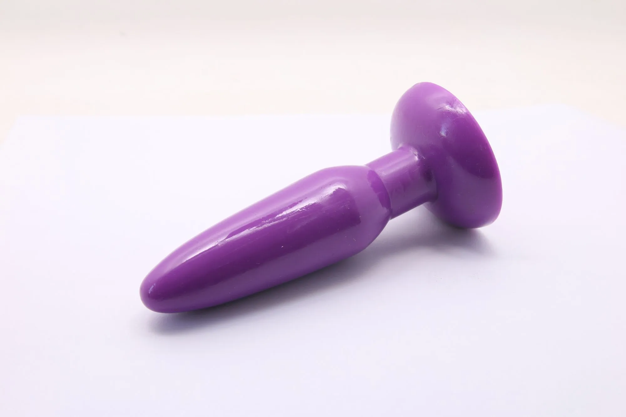 анальная пробка с присоской 3,7 см purple bi-017001r в СПб