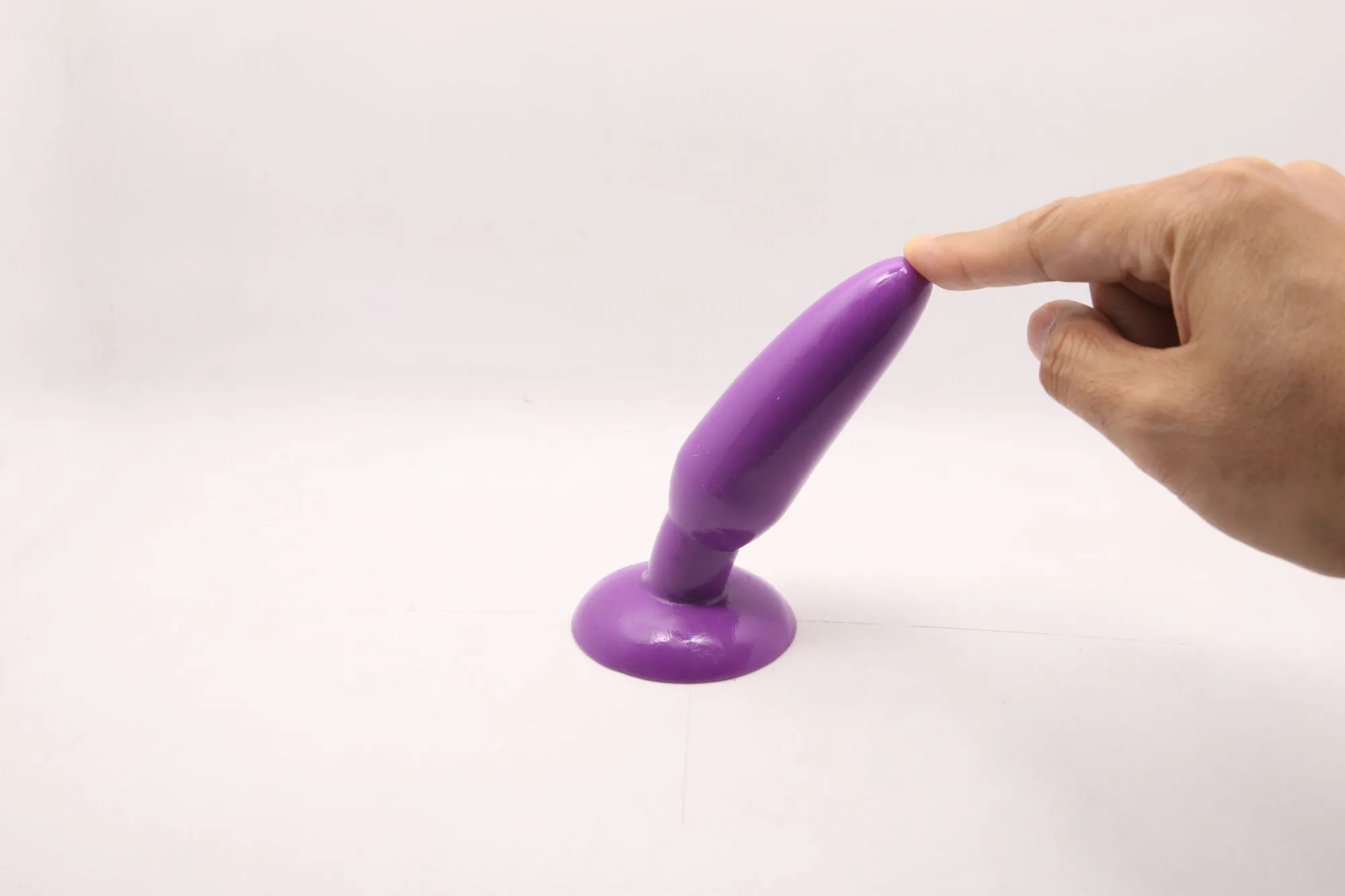 анальная пробка с присоской 3,7 см purple bi-017001r в СПб