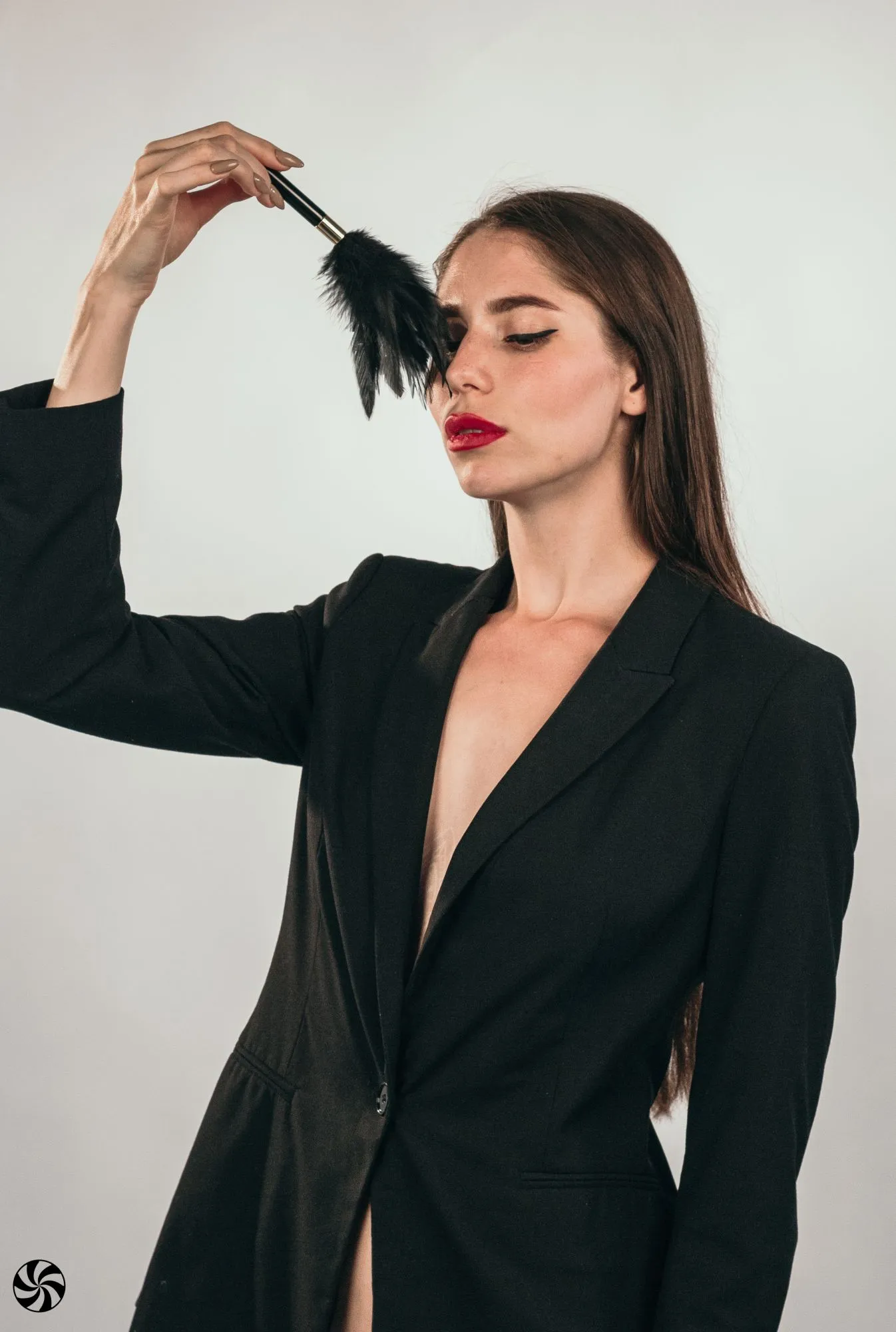 тиклер burlesque plume black 1082-02lola в СПб