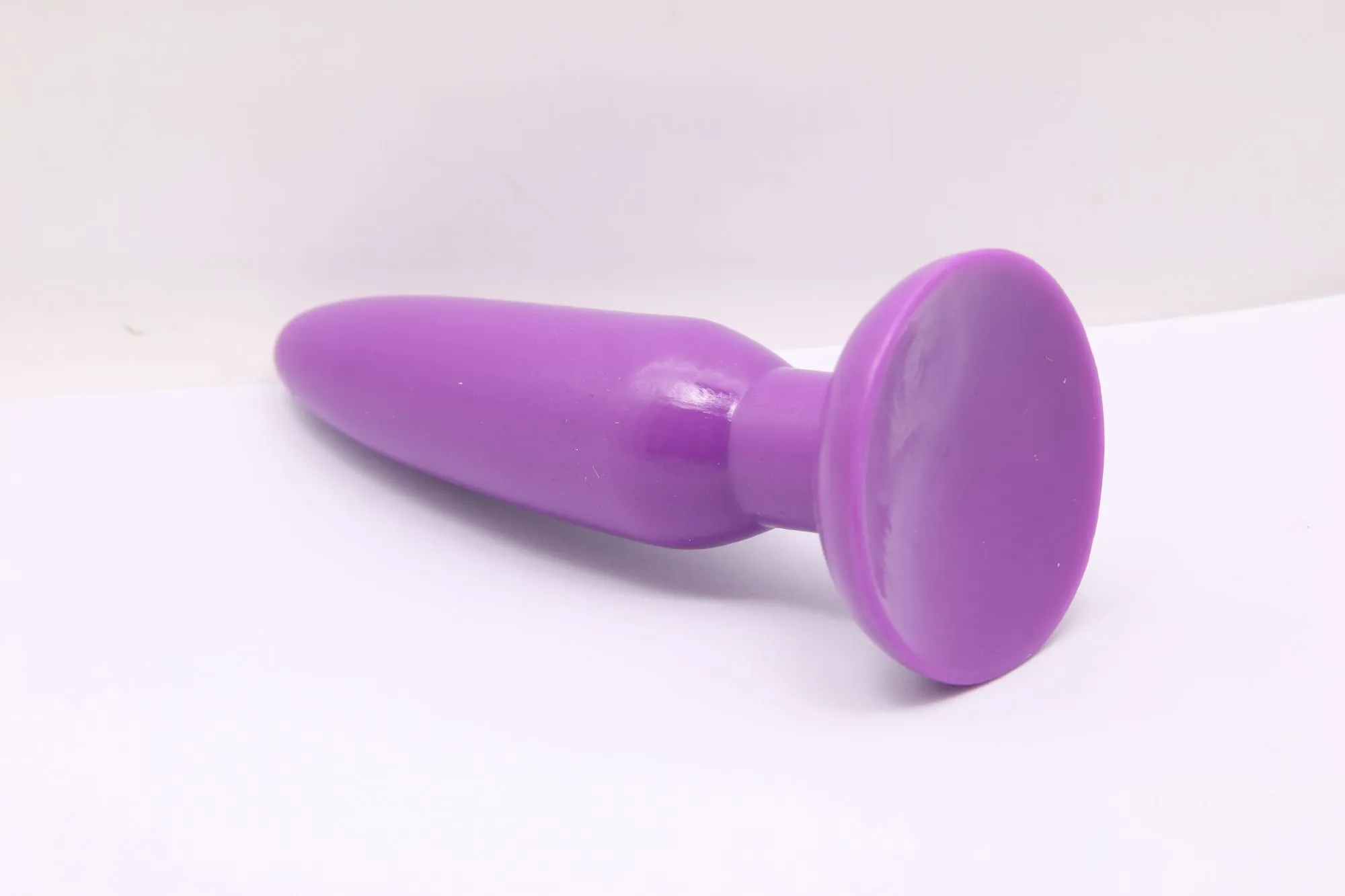анальная пробка с присоской 3,7 см purple bi-017001r в СПб