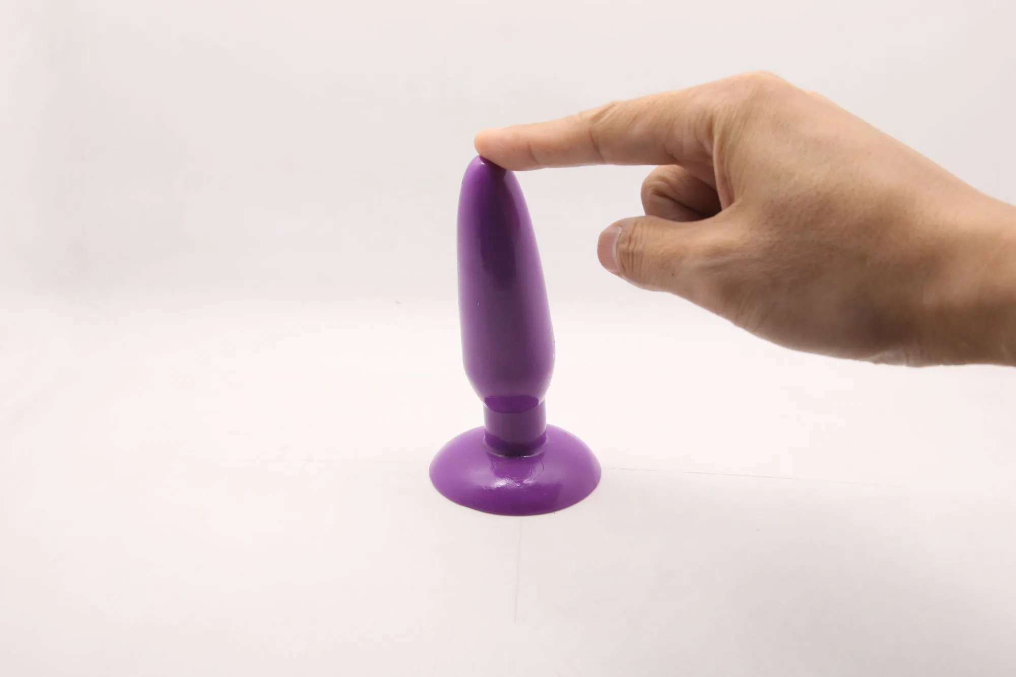 анальная пробка с присоской 3,7 см purple bi-017001r в СПб