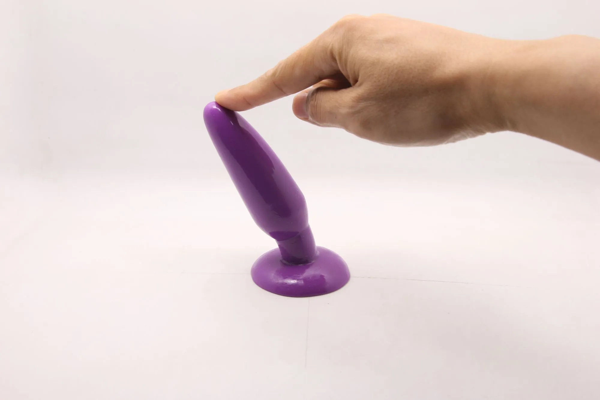 анальная пробка с присоской 3,7 см purple bi-017001r в СПб