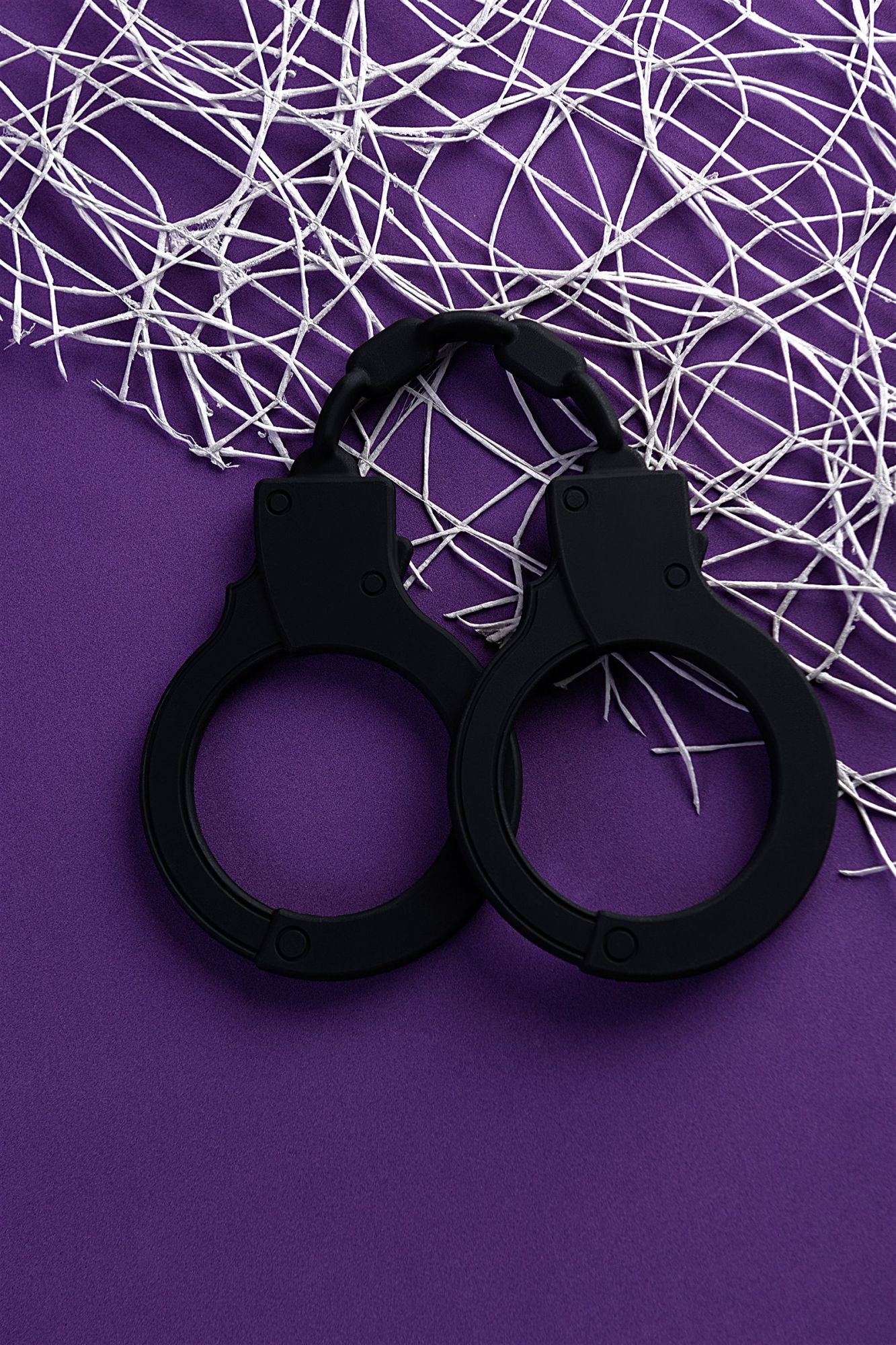 силиконовые наручники a-toys by toyfa, силикон, черные, 33 см в СПб